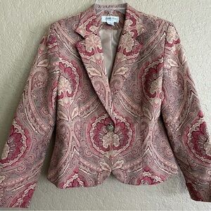 Elegant Paisley Blazer in Pink and Cream with Pockets